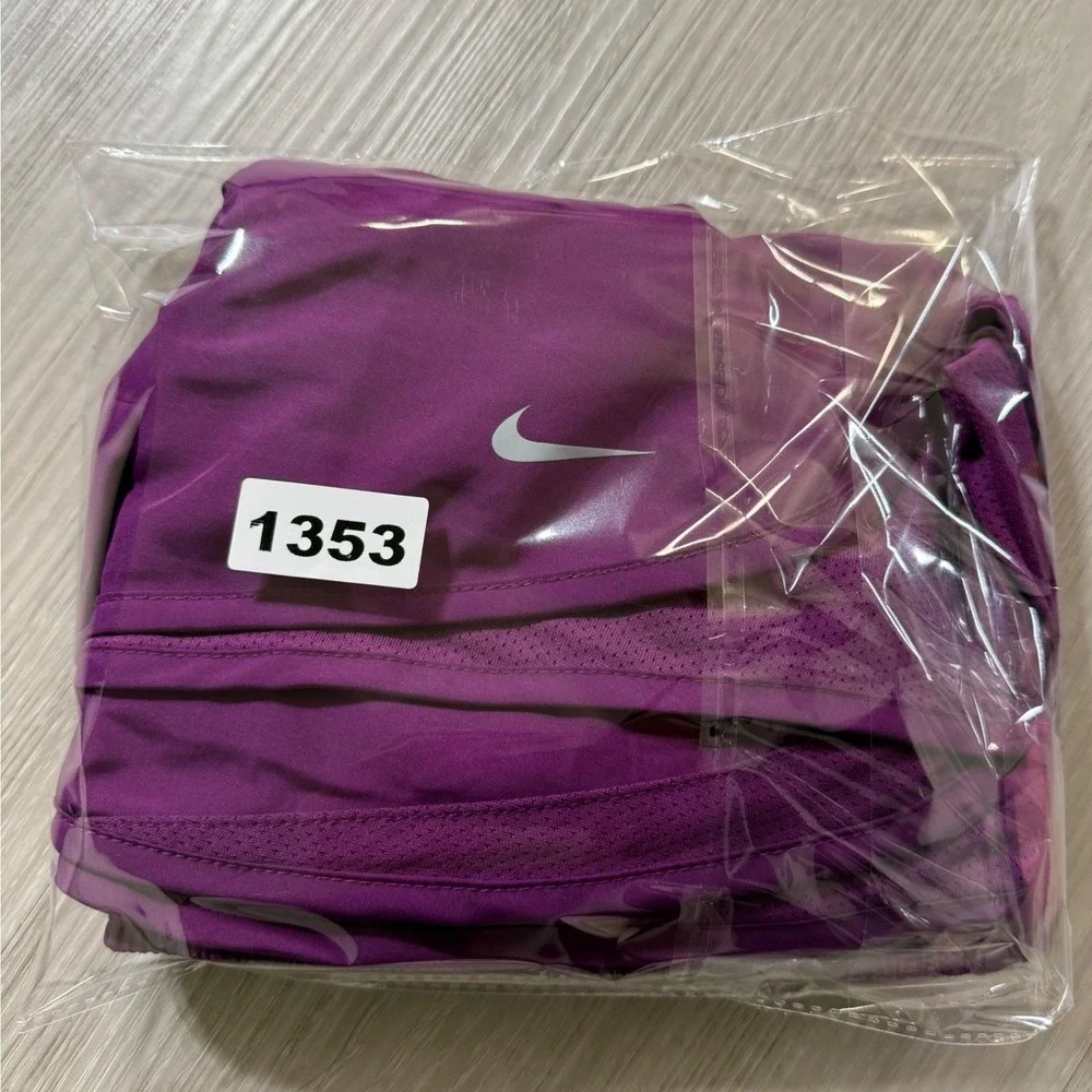 Nike Womens Dri-FIT Tempo Running Shorts Purple XL CU8890-503